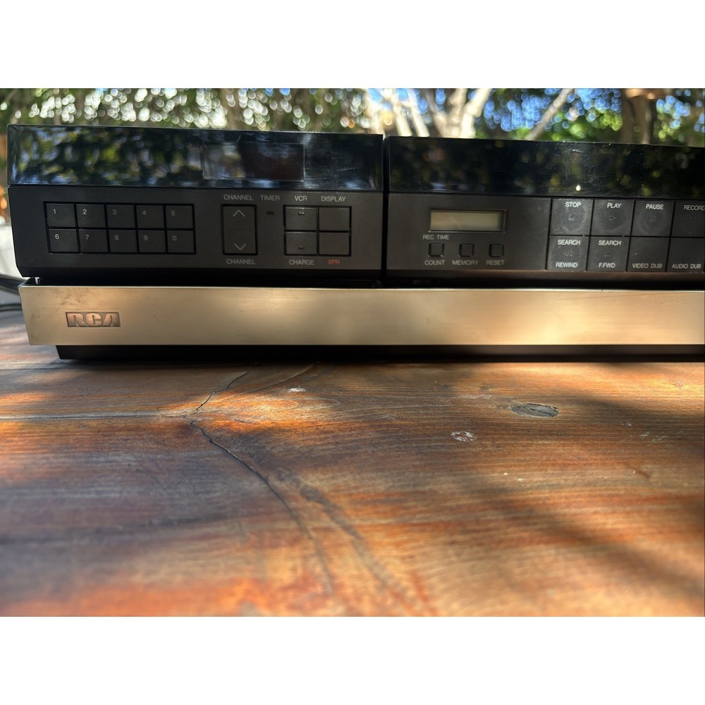 Vintage RCA SelectaVision Convertible VCR VHS Top Loading PARTS REPAIR Powers On